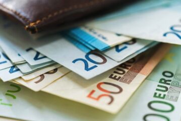 Sinn Fein oferece vouchers da UE no valor de 200 euros