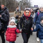 Refugiados ucranianos são aconselhados a não viajar para a Irlanda no período do Natal