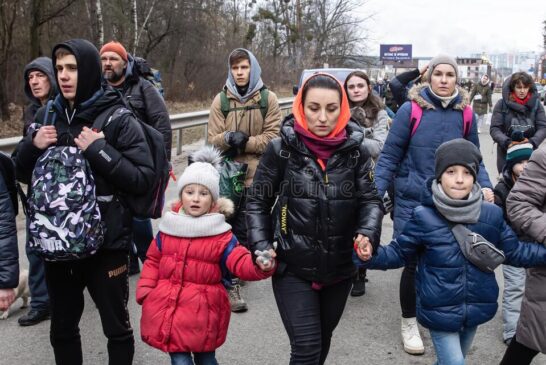 Refugiados ucranianos são aconselhados a não viajar para a Irlanda no período do Natal